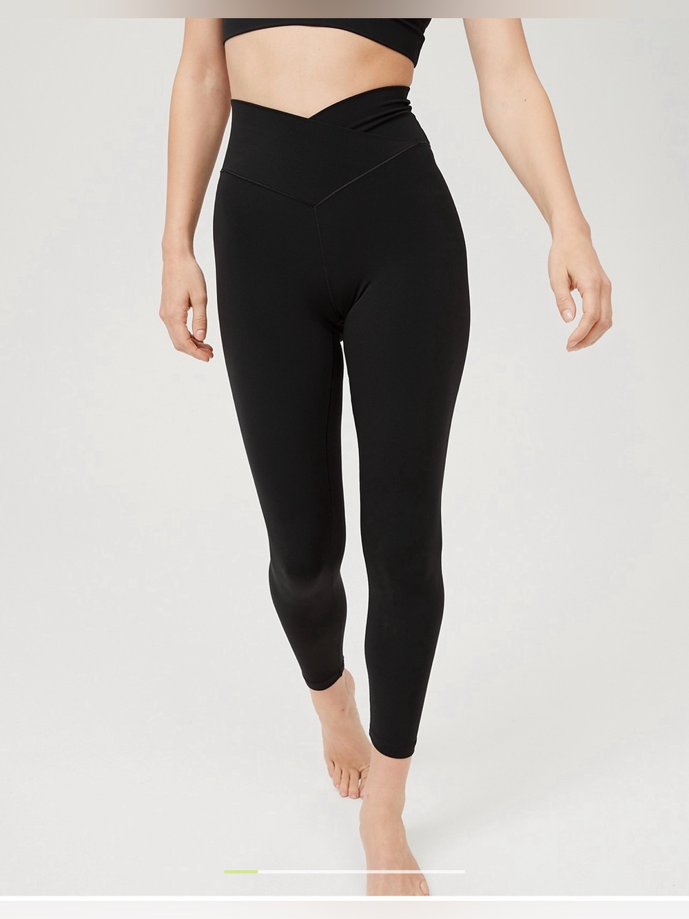 OFFLINE By Aerie Real Me High Waisted Crossover Leggings Size Medium